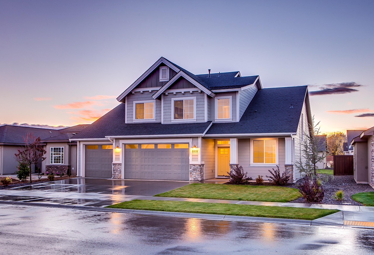 Older commercial building with specialized property insurance coverage